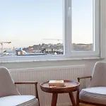Bosphorus View, Location Lejlighed *
