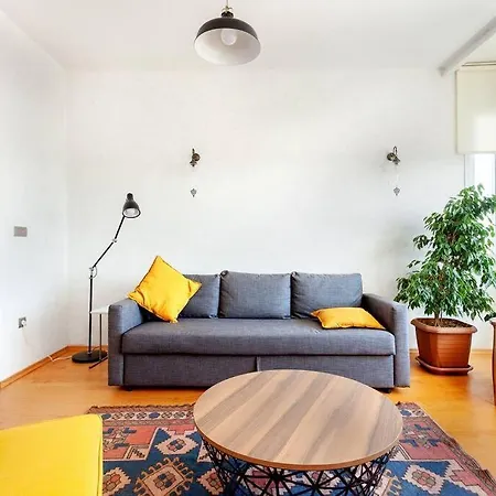 Bosphorus View, Location * 伊斯坦布尔